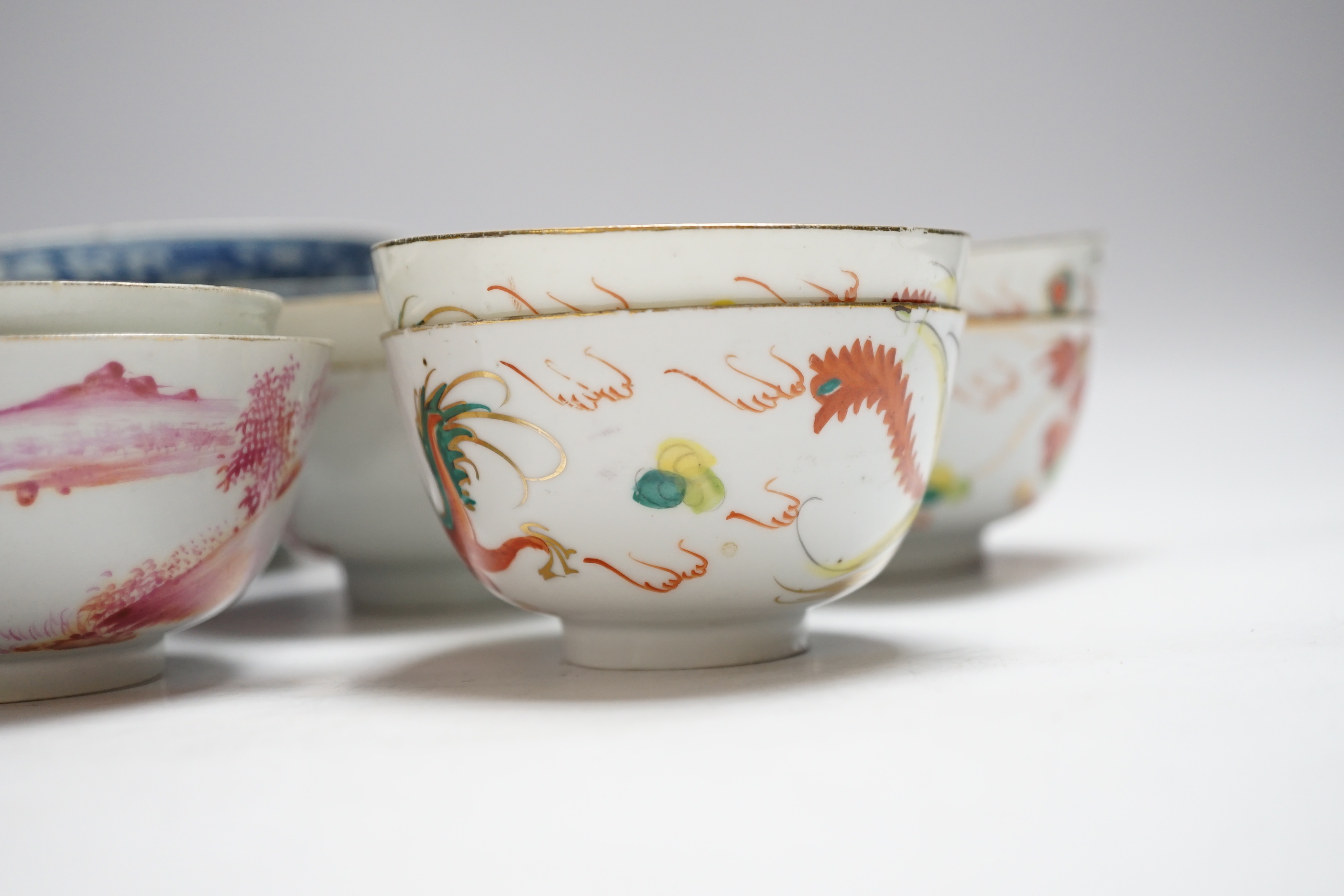 A Group of early 20th century Chinese porcelain tea bowls (16)